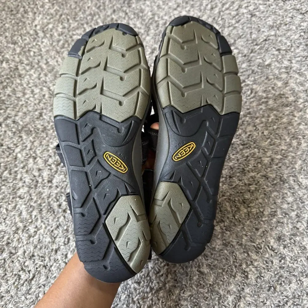 KEEN Clearwater CNX Outdoor Sandals Black Gargoyle 1008660 Mens Sz 13 Waterproof